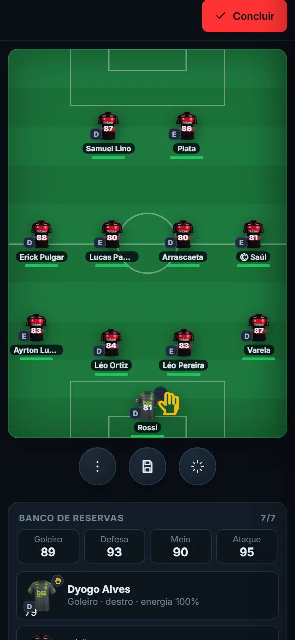 Escalação do time no campinho, com as camisas dos jogadores, no celular